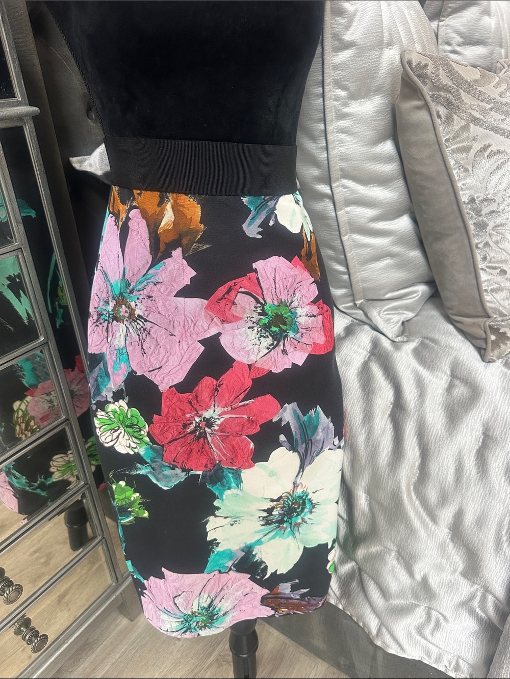 Milly Black Pencil Skirt with Multicolor Floral Print